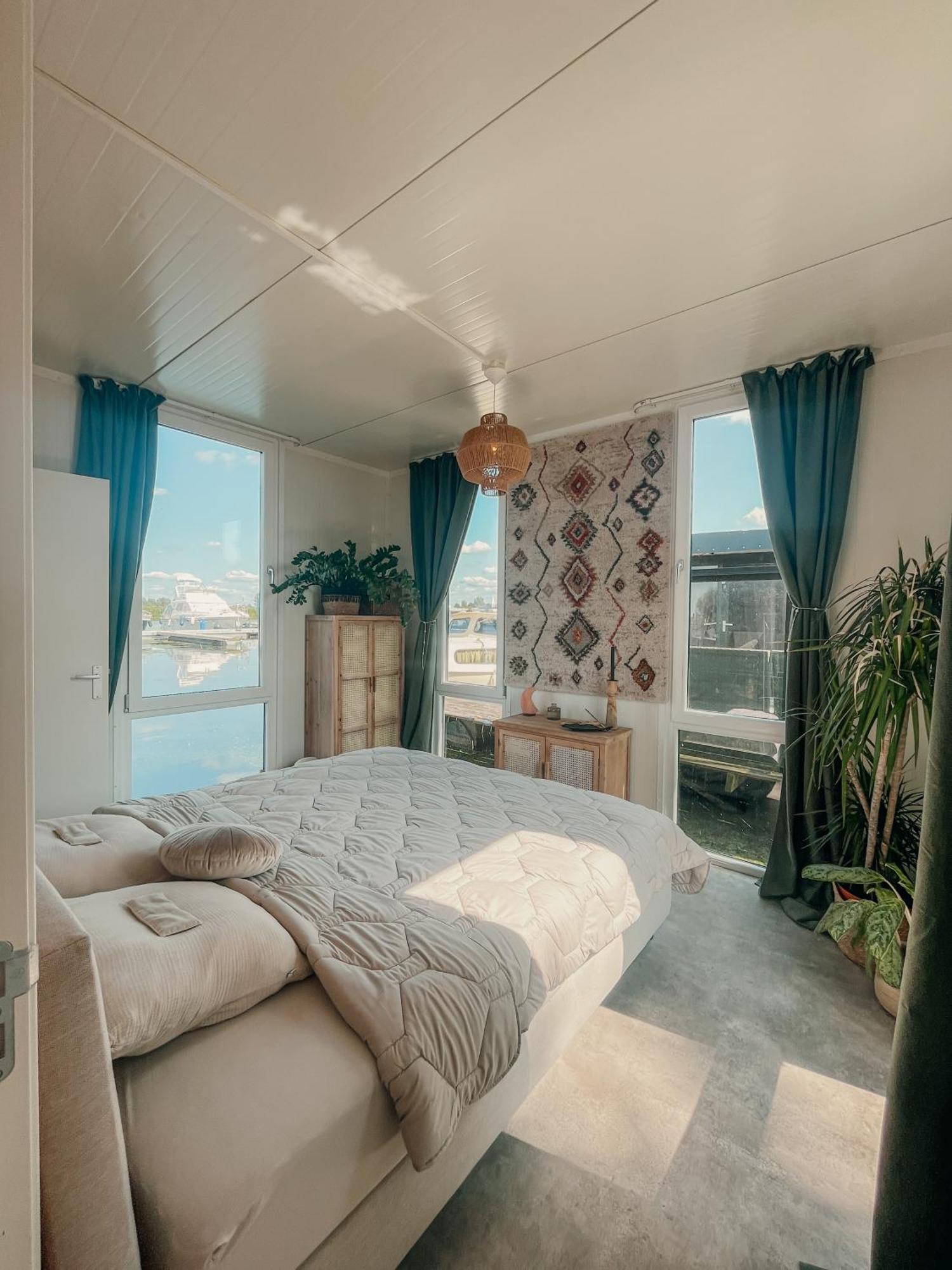 Lith Retreatboat Ibiza B&B 외부 사진